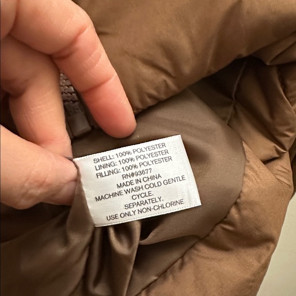 NWT a.n.a Women's Packable Down Puffer Jacket M - Picture 8 of 8